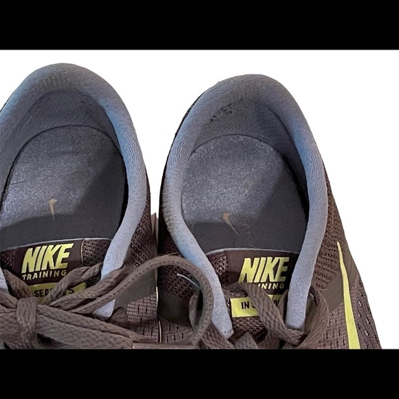 Women’s NIKE Training in Season 5 Shoes - Picture 5 of 5